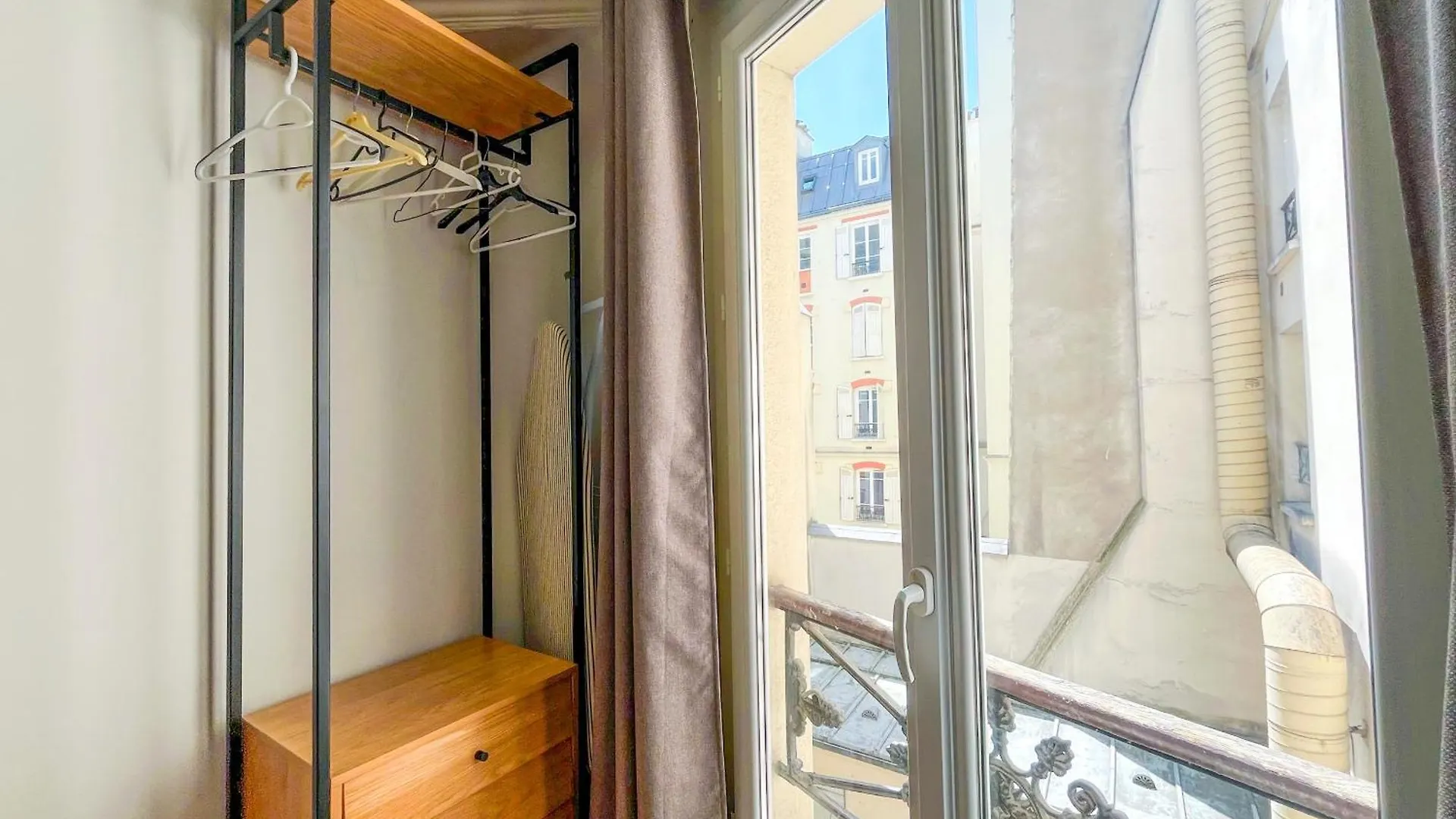 142 - Urban Pretty Flat In Montorgueil Apartment Paris